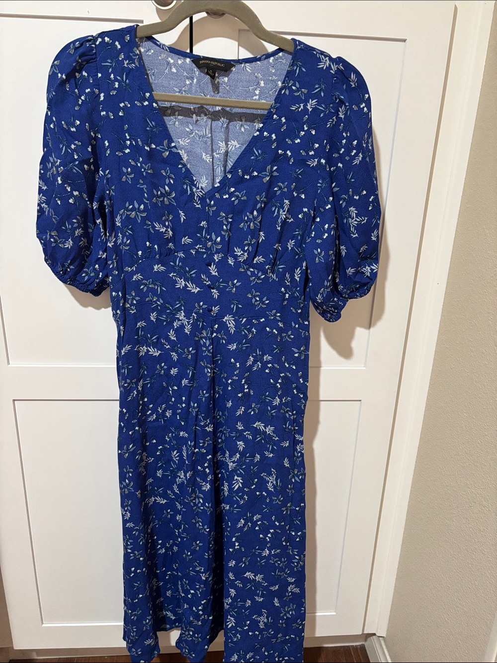 Banana Republic Dress - Picture 2 of 5